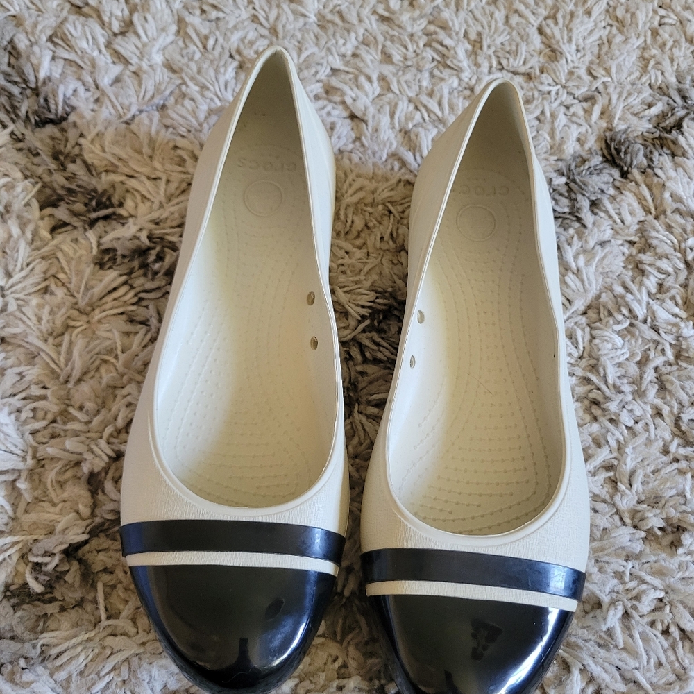 CROCS Women's Two-Tone Flats in Cream and Black
